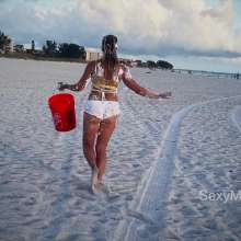 Alana SexyMessyBabes: Naughty on the Beach