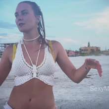 Alana SexyMessyBabes: Naughty on the Beach