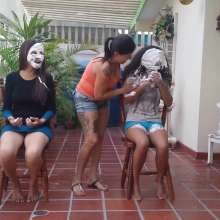 Wam Bagheera Studio: Questions and Laughter Challenge; Layla VS Dann Pie+Batter