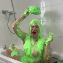 TheGungeZone: Roxie Rae's Mega Gunging
