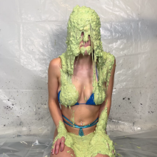 Slimed Models: Eliza Shatters Our Longest-Sliming Record!