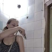 Top Messy Girls: Shower