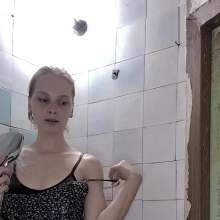Top Messy Girls: Shower