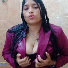 Hikari-Studio-Wam: Taking a Good Shower with My Fuchsia Suit
