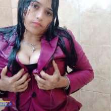 Hikari-Studio-Wam: Taking a Good Shower with My Fuchsia Suit