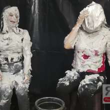 Ready2Wam Studio: Toss The Coin Messy Game with Viviana and Monica