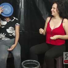 Ready2Wam Studio: Toss The Coin Messy Game with Viviana and Monica