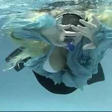 wamtec: Tracie's Pantyhose Swim