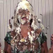 Anglefan: Vivi gets some real pies!