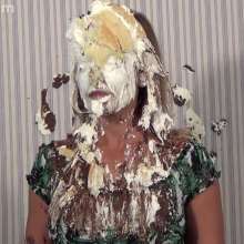 Anglefan: Vivi gets some real pies!