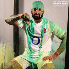 jay852uk: Bodybuilder Charlie instantly regrets visiting the Great British Gunge Tank