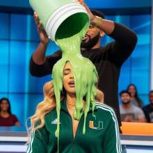 h361361: College cheerleaders green slimed