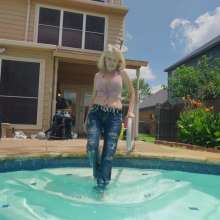WetlookFashion: Angel Swims in Ripped Jeans and Crop Top