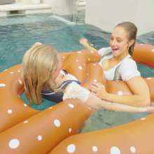 WetlookFashion: Camille and Summer Have a Wet Lovestory