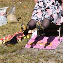 JD and Messy Andi: Not our usual sploshing...  (Mesy shoes/feet)