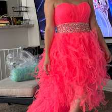 Penelope: Messy Ballgowns!