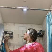 SmokySharon: Smoking in the shower!