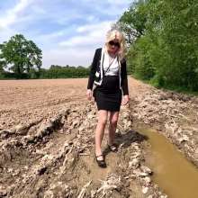 custardcouple: Muddy Desperate Housewife