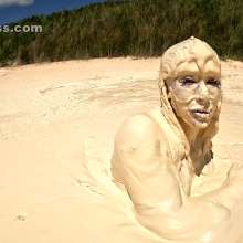 Jayce: Multiple Muddy Orgasms after Escape from White Muck!