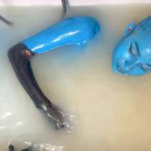 Your Wet Cat: Naked Painting of Pictures