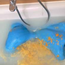 Your Wet Cat: Naked Painting of Pictures