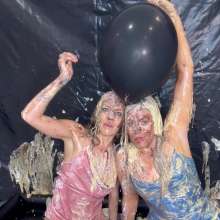 bsmessybakery: Naughty Birthday Cake Smash Ft April Paisley