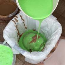 Wam Bagheera Studio: Nicole Teaches Canela How to Overcome the Slime Pit