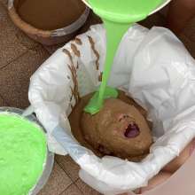 Wam Bagheera Studio: Nicole Teaches Canela How to Overcome the Slime Pit