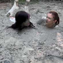Larzstord: Prissy Party Girls Hate Mud!