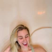 Slimed Models: Scarlett Self-slimed With Pink Cake Batter!