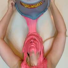 Slimed Models: Scarlett Self-slimed With Pink Cake Batter!