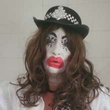 Patsy Pastry: Dough/cake batter head covering