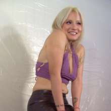 Miss Nicole: Sexy Giovanna Has a Blast Getting Slimed in Leather Pants