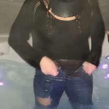Wet Orchid: Wet Orchid Fully-Clothed and Removes Layers in Hot Tub