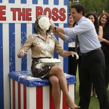 skirtpie: Pie the boss