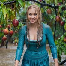 Wetmaxiskirts: Harvesting Through The Centuries (Wetlook)